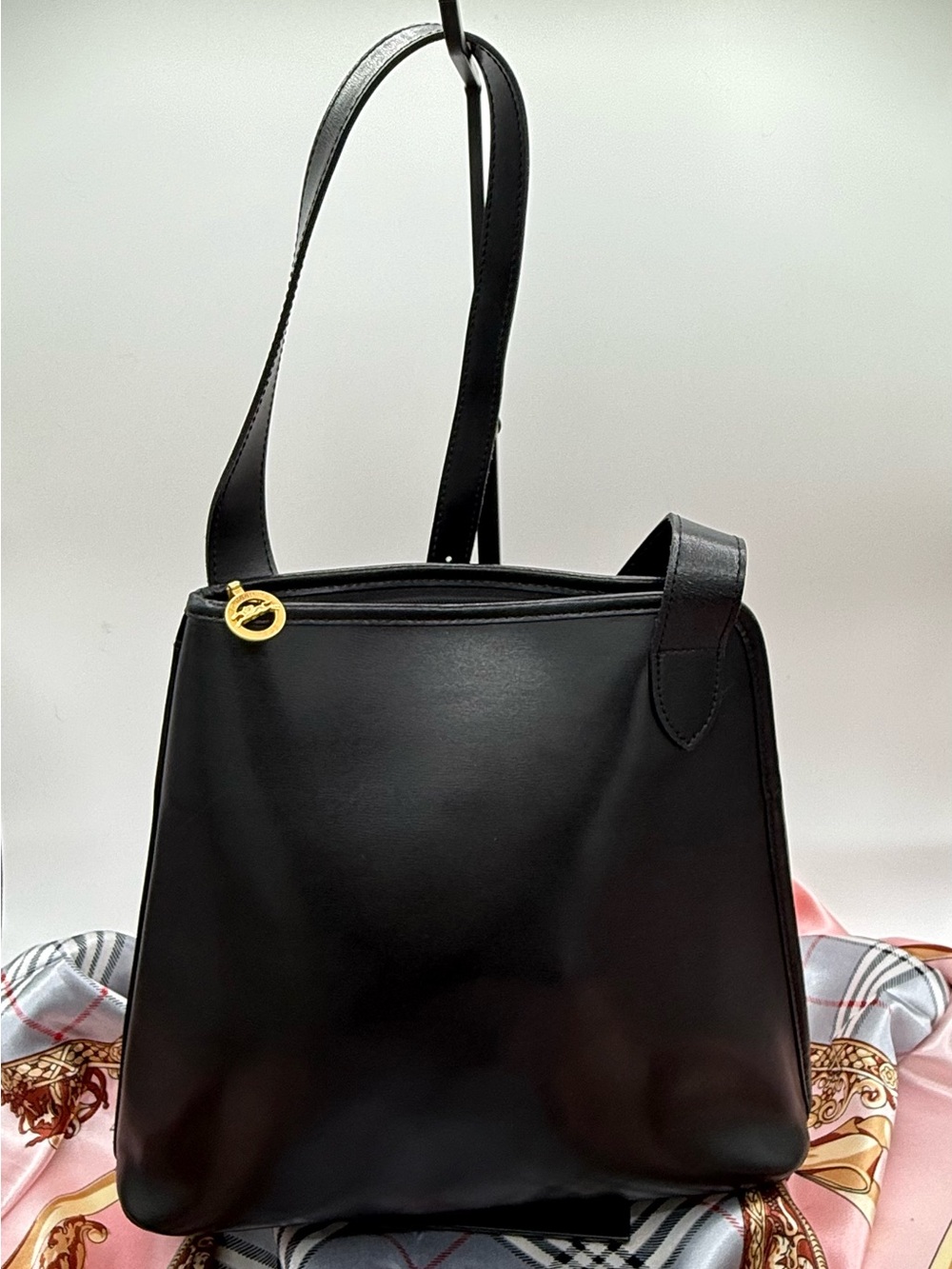 Longchamp Paris Roseau Bucket Black Leather Shoulder Bag - Picture 2 of 10